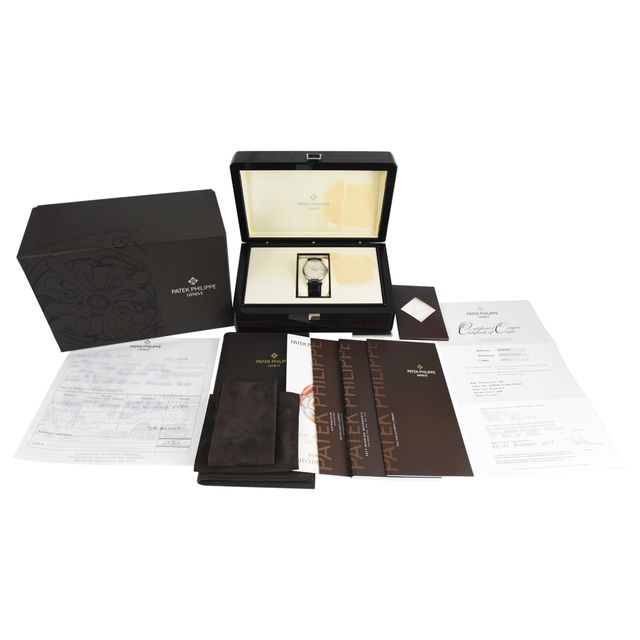 Patek Philippe Calatrava 5127G-001 Image 5